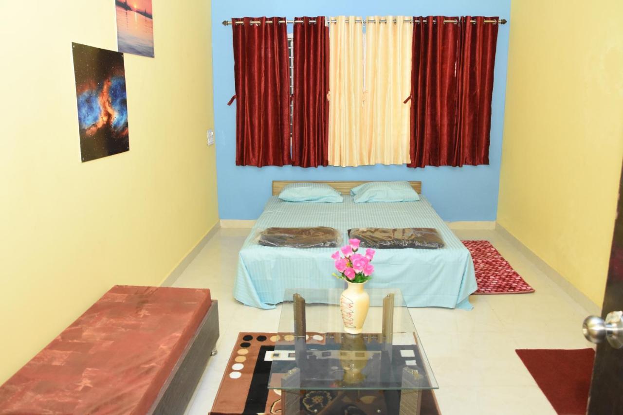 H P Homestay Dharwad Ngoại thất bức ảnh